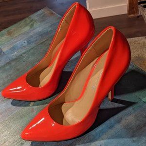 Aldo Bright Orange Patent Leather Pumps, sz 7.5/38, 4 inch heel.